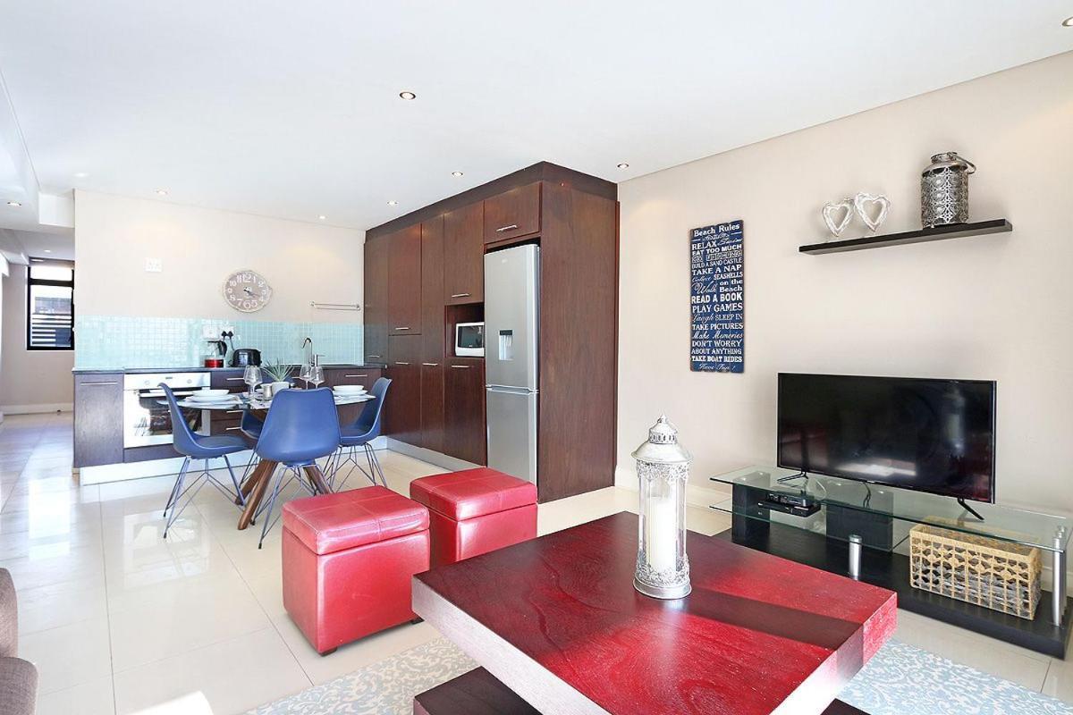 Eden On The Bay 118 By Hostagents Lägenhet Bloubergstrand Exteriör bild