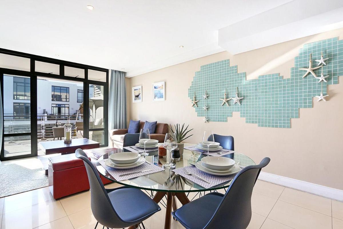 Eden On The Bay 118 By Hostagents Lägenhet Bloubergstrand Exteriör bild